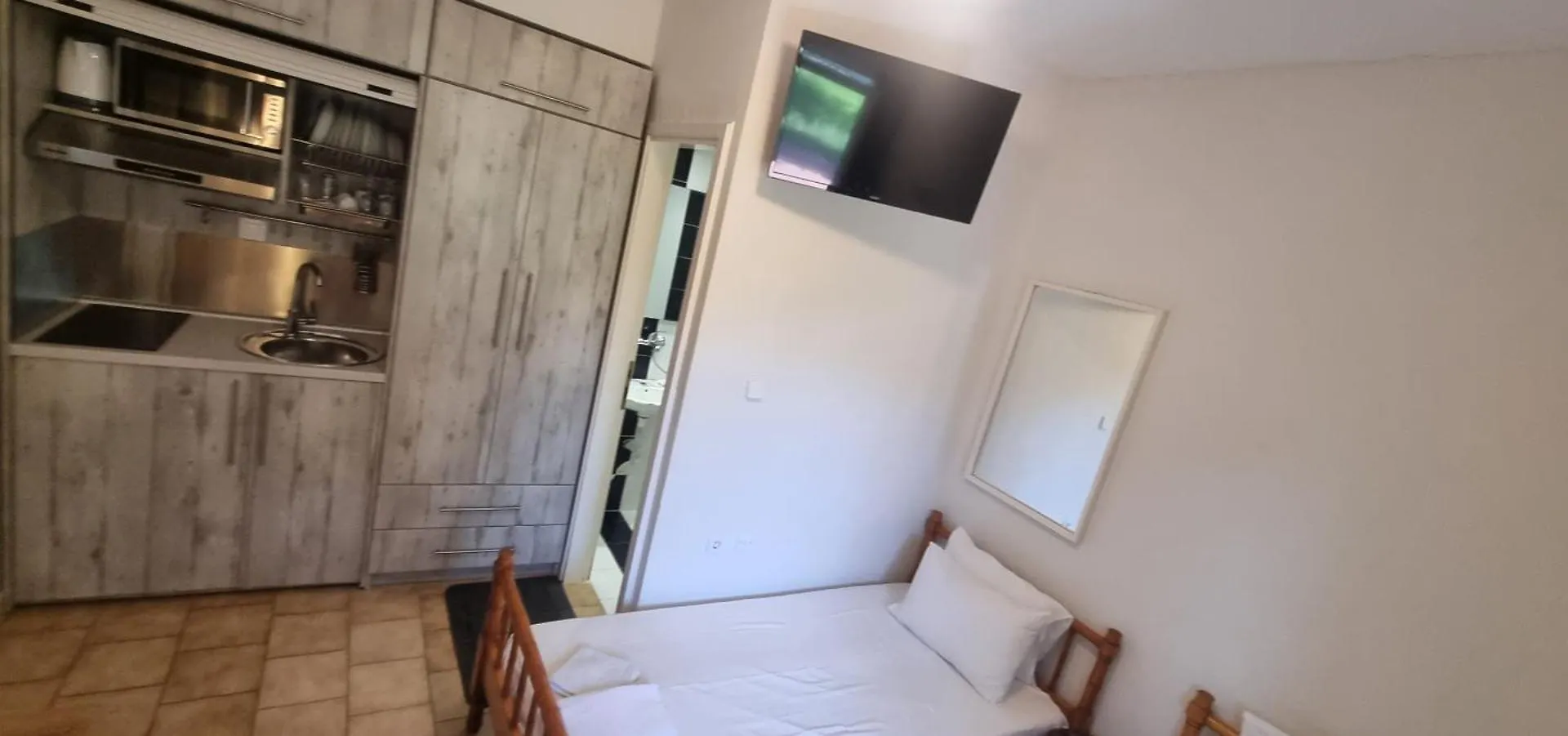 Sea Side Studios With Swimming Pool & Parking Kassandreia