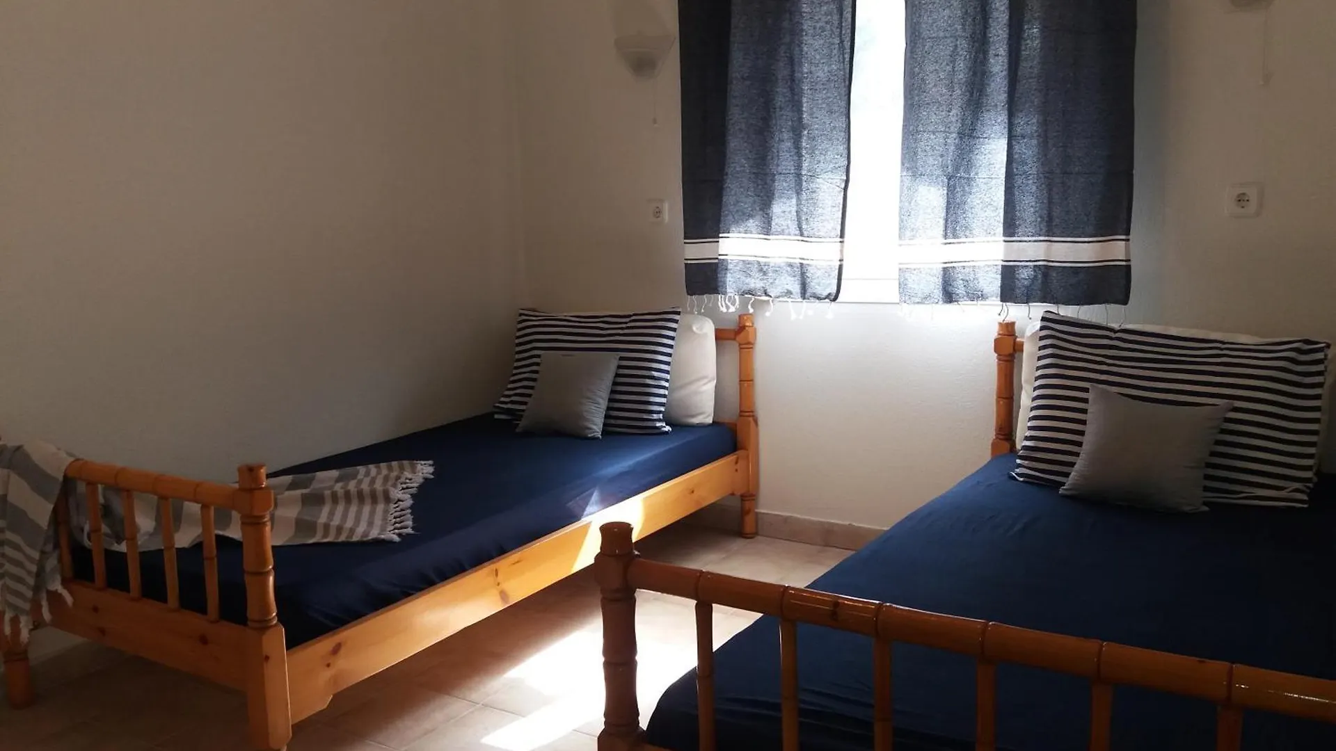 Sea Side Studios With Swimming Pool & Parking Kassandreia Grèce